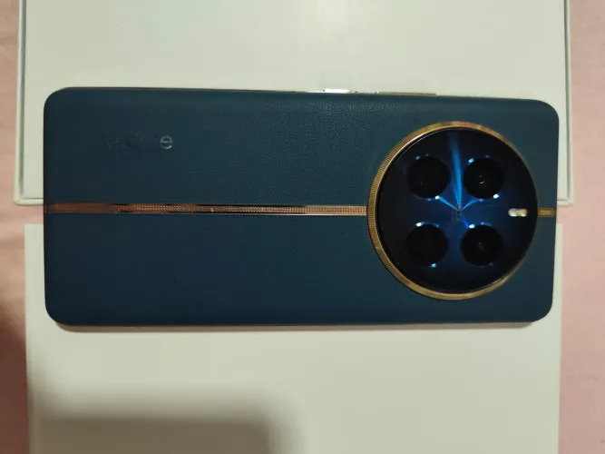 Xiaomi 12Pro Plus