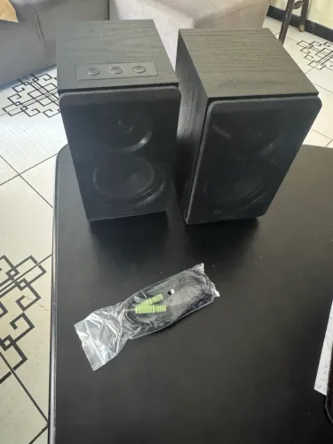 Caixa de som Bluetooth Edifier R33BT+ 16w 