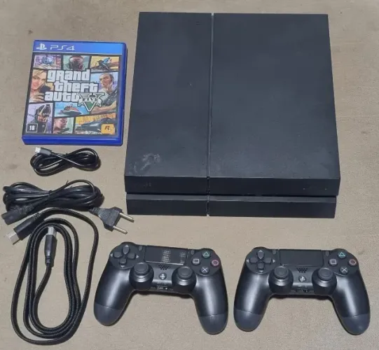 PS4 FAT Fosco com 2 Controles (Ler Descrição)