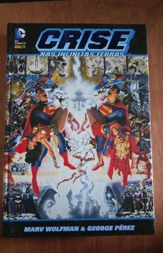 Crise nas infinitas Terras DC Comics HQ