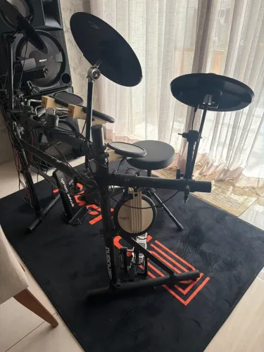 Bateria Eletrônica Roland