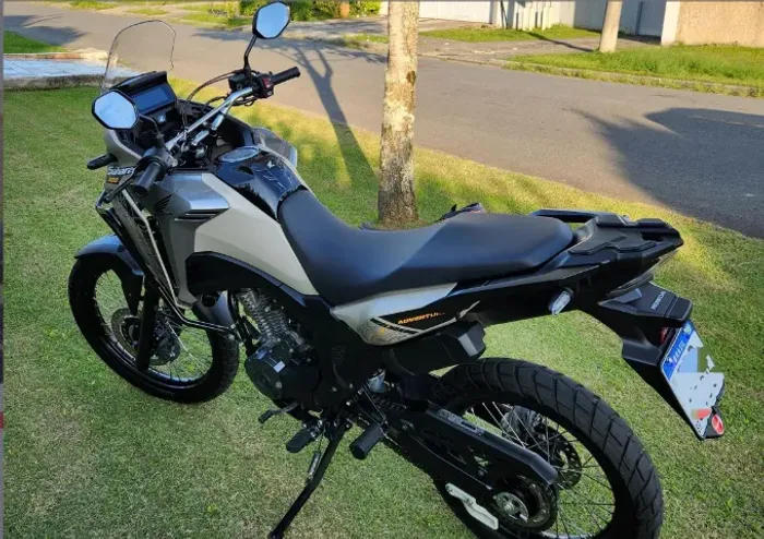 SAHARA 300 ANO 2025 PARA VENDA