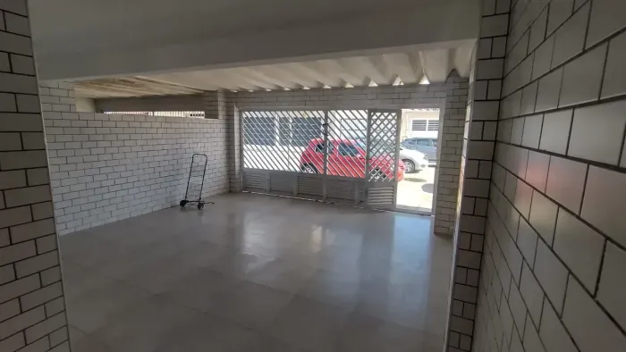 Casa comercial para aluguel possui 128 metros quadrados com 2 quartos em Boqueirão - Praia