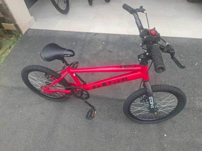 Bicicleta GTS Aro 20 Freio a Disco Aluminio | GTS M1 SKX BMX usada em ótimo estado