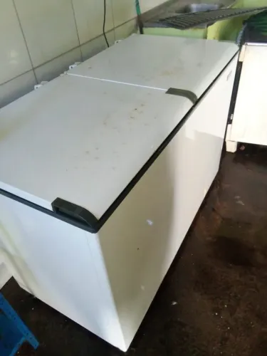 Ffreezer horizontal Esmaltec 468L 2 portas