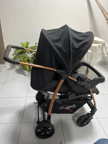 Carrinho de bebê