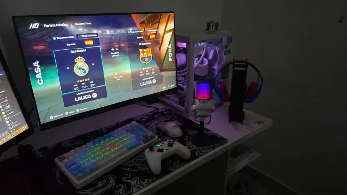 Setup gamer PC completo Ryzen 7 5800X3D + RTX 4060Ti + 32GB Ram