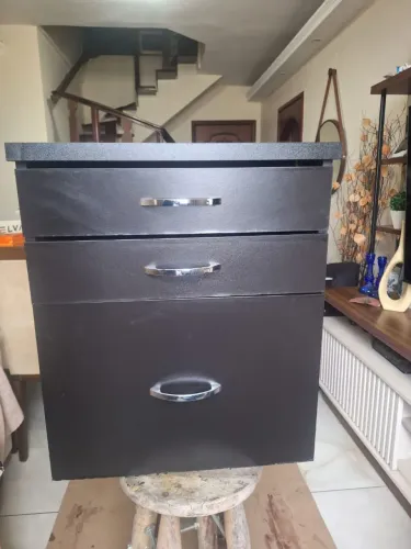 Gaveteiro de  escritório com 3 gavetas preto 