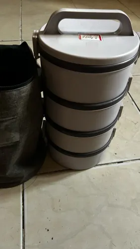 Kit de marmitas já acompanha bolsa térmica pouco usado 