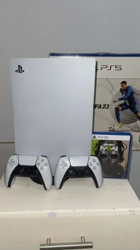 PlayStation 5 mídia física + Call of duty MW2