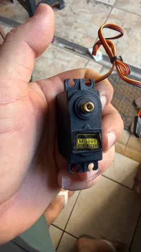 Servo para automodelo 