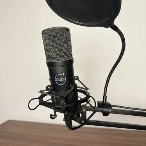 Microfone Condensador USB Dazz Broadcaster Pro + Braço Articulado e Pop Filter
