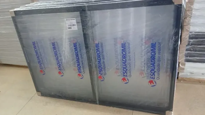 Janelas de alumínio Branca ou Preta 2 folhas 1.5x1.0 a partir de R$499,90