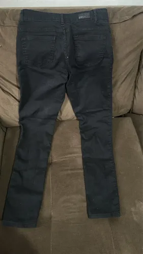 Calça skinny preta 