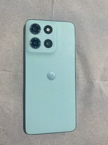 Vendo celular Motorola G15 128gb