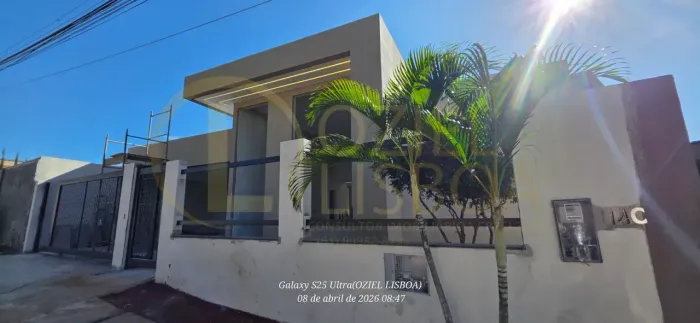 casa nova finalizando acabamento 4 suítes piscina churrasqueira lote 335m² condomínio fech