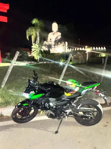 Kawasaki z400 2022