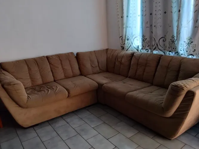 Sofá em L