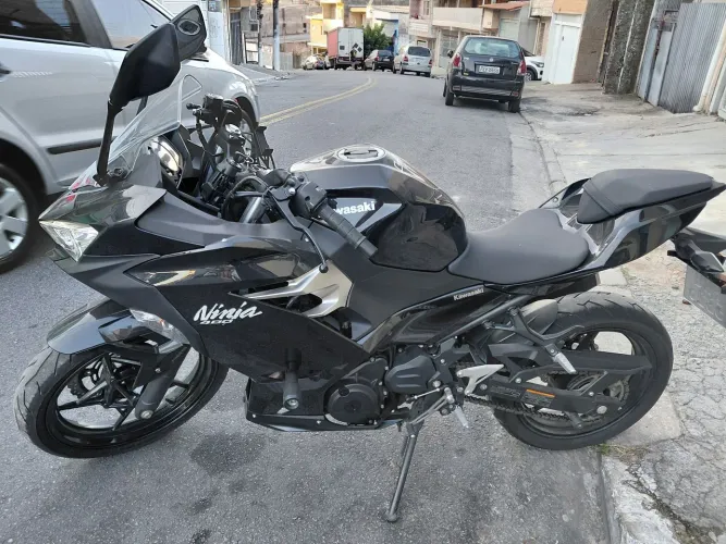 Vendo kawazaki ninja 400