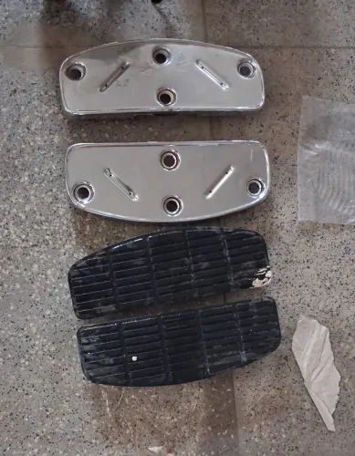 2 pares de plataformas.1suporte de alforges 