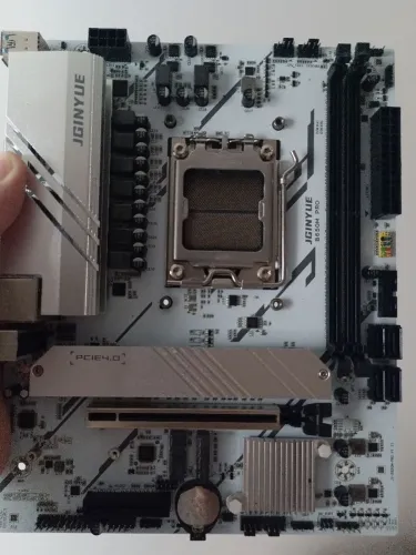 Placa mãe am5 b650m Pro Jgynyue
