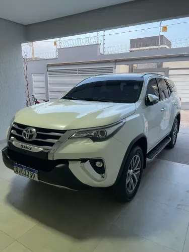 Toyota Hilux SW4 SRX 4X4 2.8 TDI 16V Dies. Aut. 2020