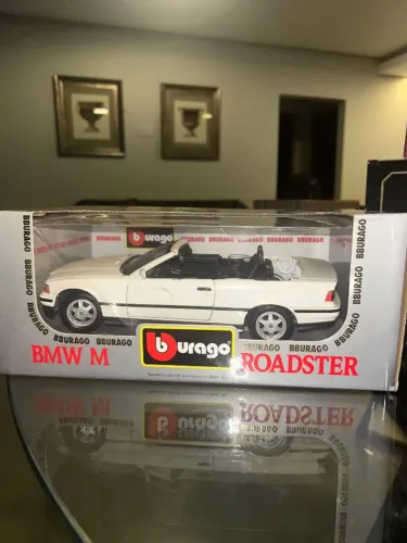 Bburago 1:18 BMW M Roadster Z3 Branco Conversível Novo na Caixa Vintage