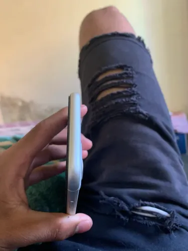 Vendo iPhone 11 branco