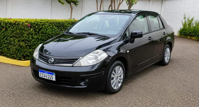 Nissan Tiida Sedan 1.8 16V Flex Fuel 4P 2012