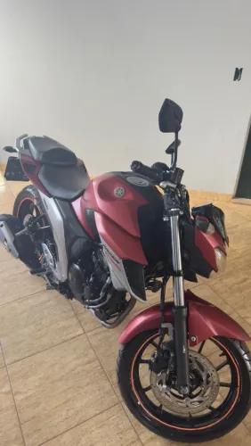 Fazer 250