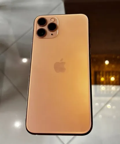 iPhone 11 pro 256gb só pega wifi