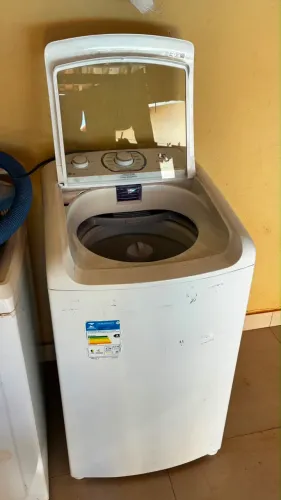 Vendo máquina de lavar nova! Tudo funcionando perfeitamente!