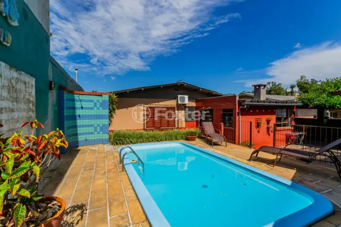 Casa em Condomínio à venda Avenida Edgar Pires de Castro, Hípica - Porto Alegre