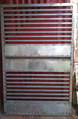 Portão com porteiro eletrônico e fechadura elétrica instalada R$ 1.860