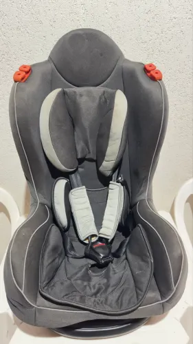 Cadeirinha de bebê para carro