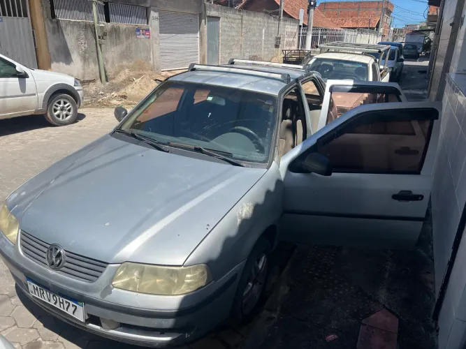 Volkswagen Gol Geração III Power 1.0 MI 16V Gasolina Mec. 4P 2002