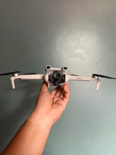DRONE DJI MINI 3 CONTROLE COM TELA