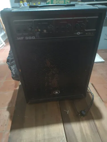 Caixa amplificadora