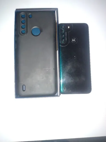 Moto one fusion 