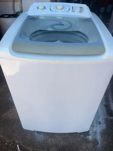 Vendo máquina de 15kg Electrolux