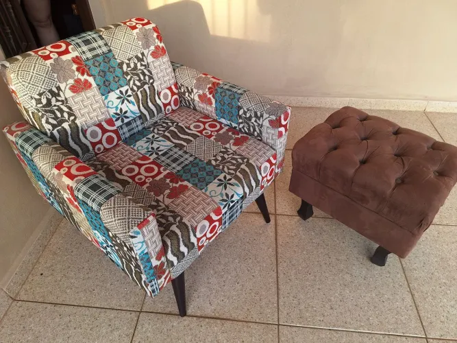 Venda de poltrona com puff