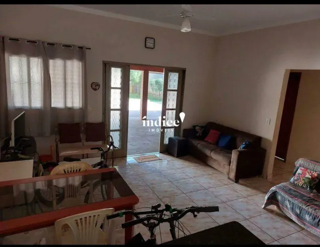 Casas no Bairro Jardim das Rosas (Jurucê), 2 quartos, 1 suíte, 4 vagas,