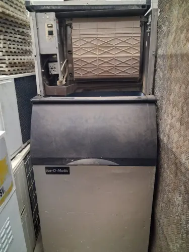 MAQUINA DE GELO AIC MATIC