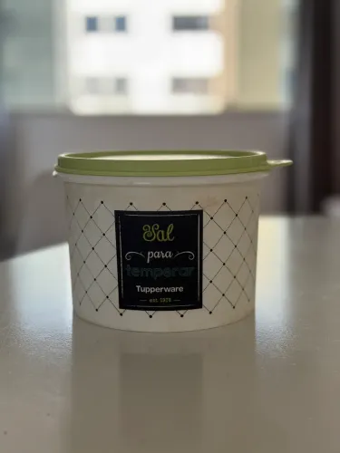 tupperware bistrô sal