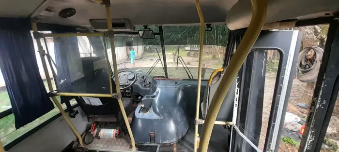 Micro honibus 