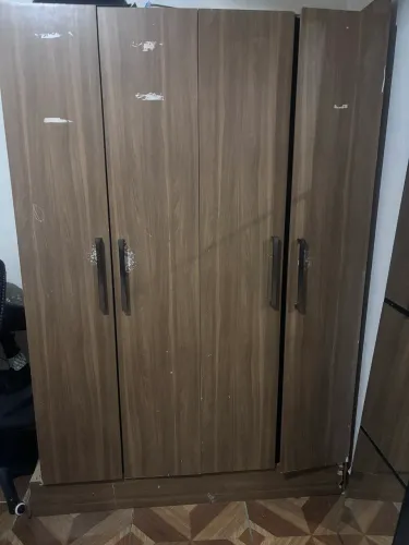 Guarda roupa pra reaproveitamento
