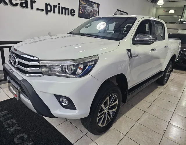 Toyota Hilux CD SRX 4X4 2.8 TDI 16V Diesel Aut. 2018