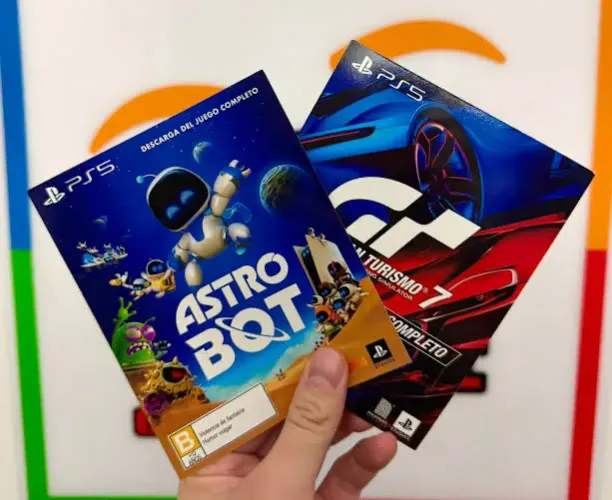 Cartões de resgate Gran Turismo 7 e Astro Bot. Nunca raspados. R$ 150 os dois.