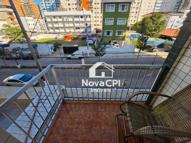 Apartamento para Locação no Canto do Forte em Praia Grande 1 Quarto com Sacada