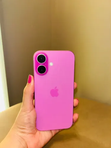 IPHONE 16 (aberta a negociar)